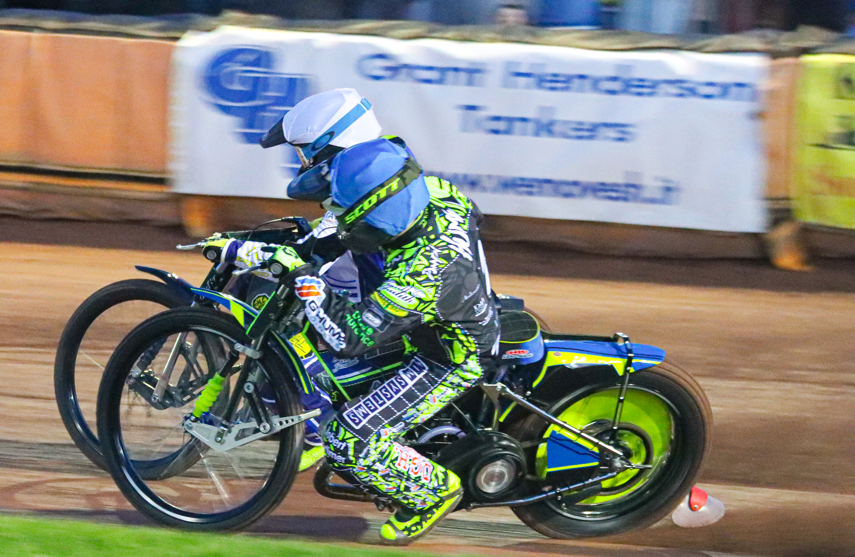 Berwick Bandits mean business as they win big over the Workington Comets