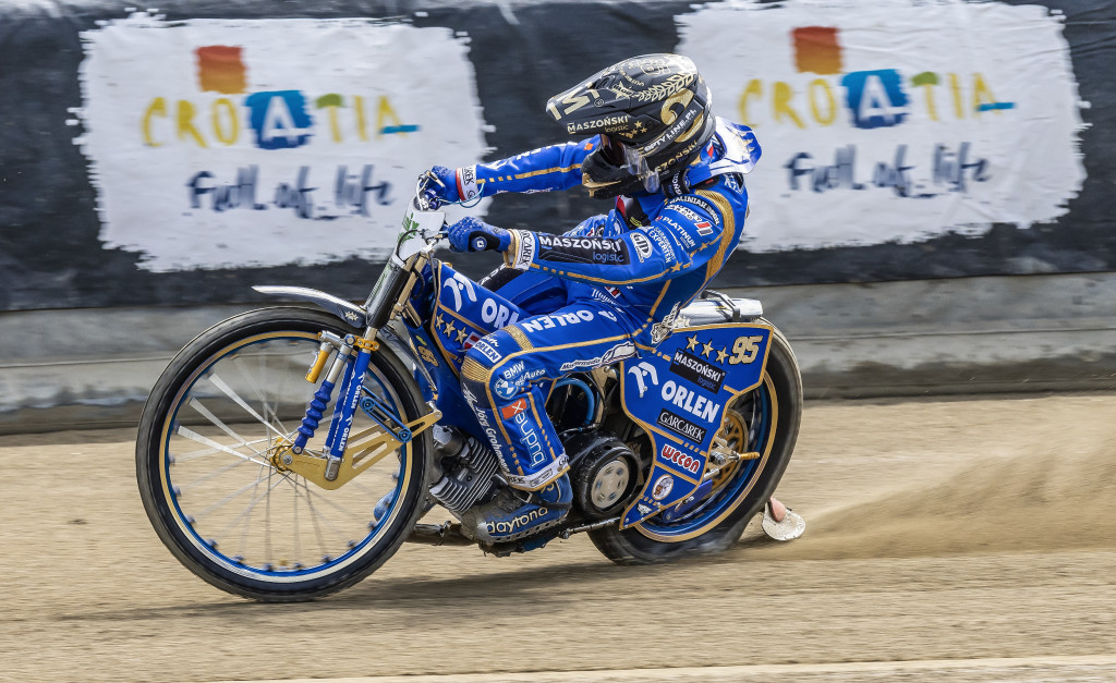 Zmarzlik focused on racing not breaking records ahead of Speedway GP opener in Croatia