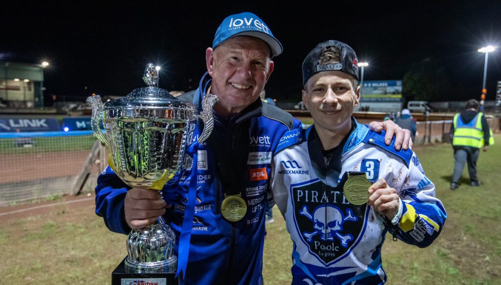 Poole Pirates win 2024 Cab Direct Championship