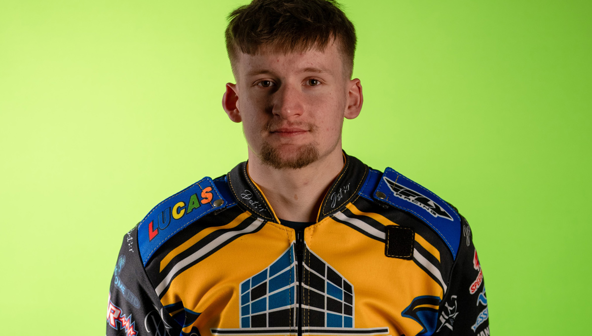 Dan Thompson departs from the Plymouth Gladiators