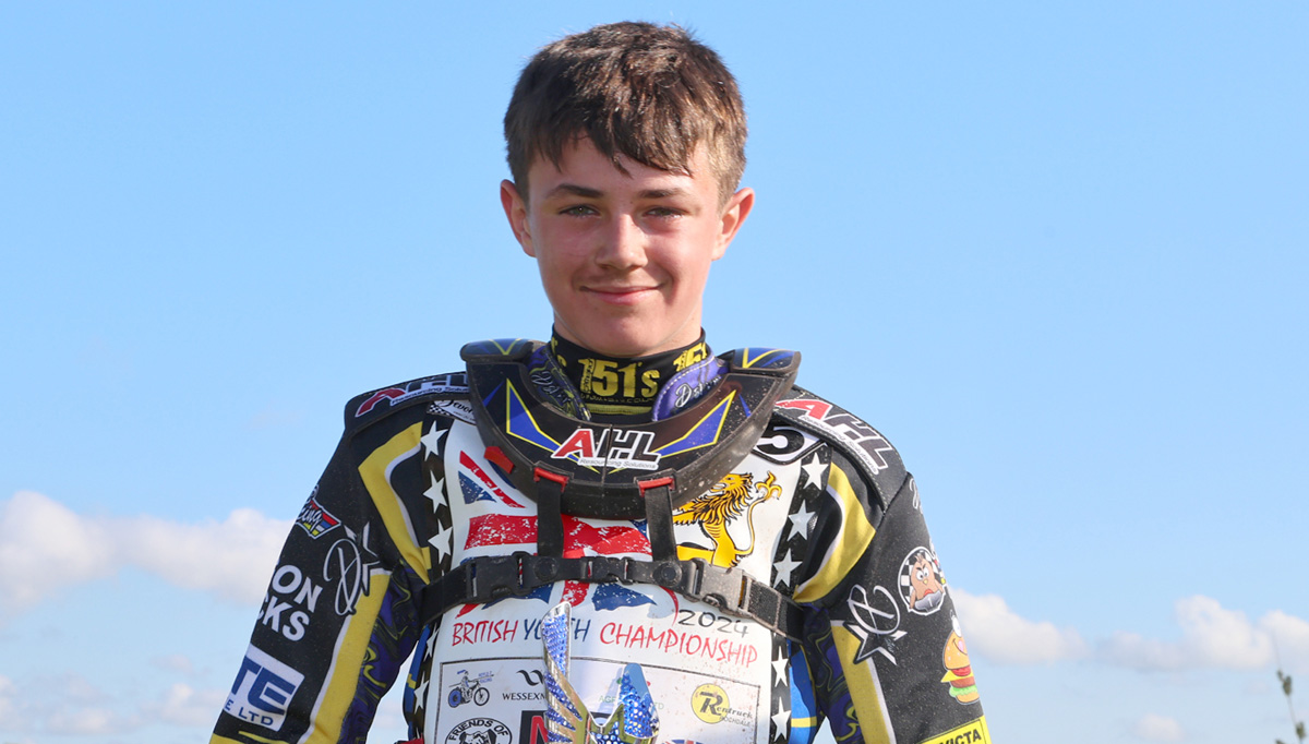 Kent Eagles snap up 15-year-old Jamie Etherington