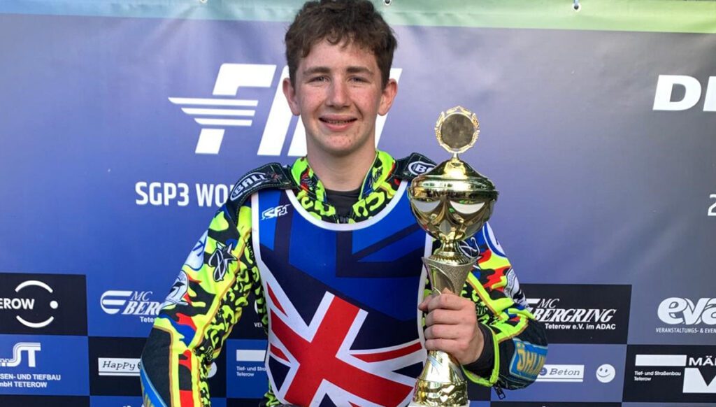 Poole Pirates secure William Cairns for 2025 & 2026 - Speedway Hub UK