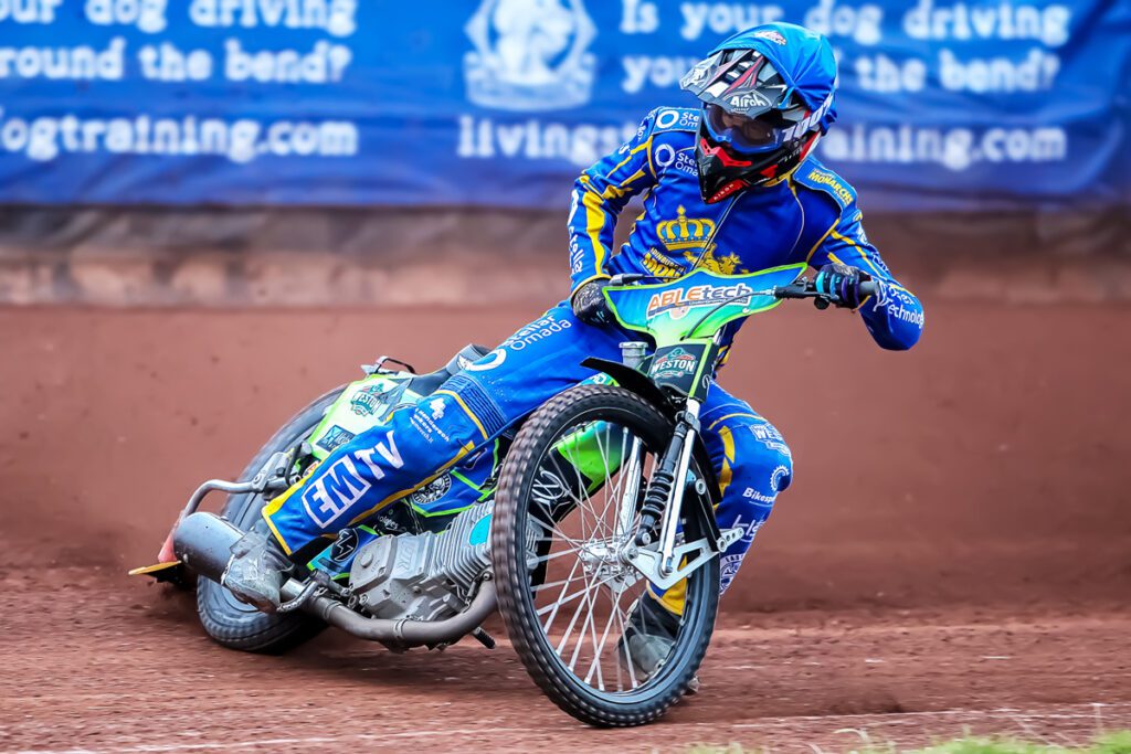 Kye Thomson to race for the Edinburgh Monarchs for a sixth season in 2026