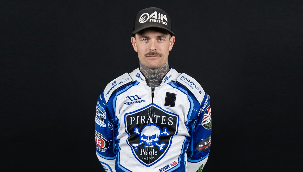 Poole Pirates bring back Lewi Kerr for 2026 title defence
